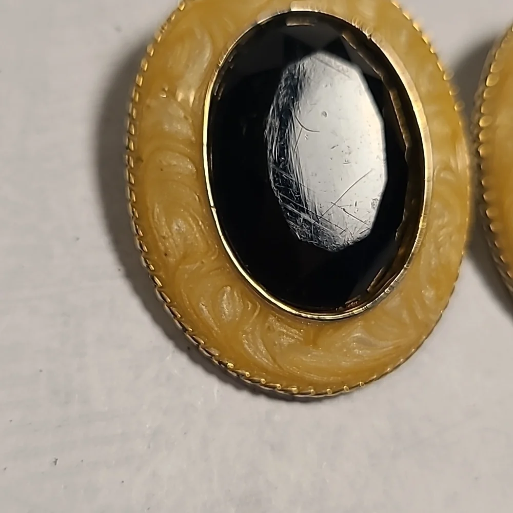 N/A vintage enamel